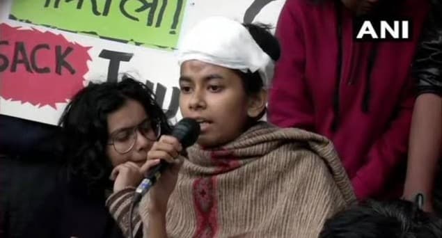 جے این یو تشدد: کسی غنڈے کی شناخت نہیں کر پائی دہلی پولیس، حملے میں زخمی ہونے والی طلبا رہنما عیشی گھوش کے خلاف درج کی پولیس نے ایف آئی آر