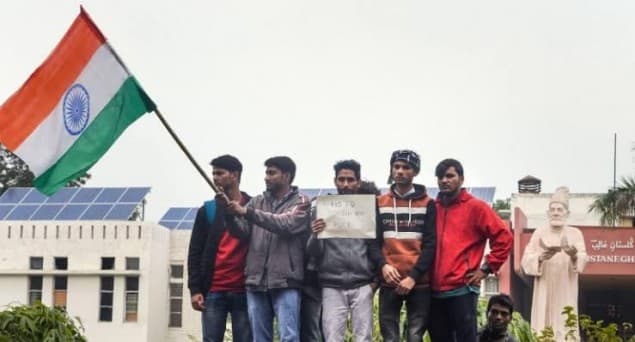 جامعہ کے طلبا نے کورونا وائرس کی وجہ سے سی اے اے مخالف احتجاج عارضی طور پور معطل کیا