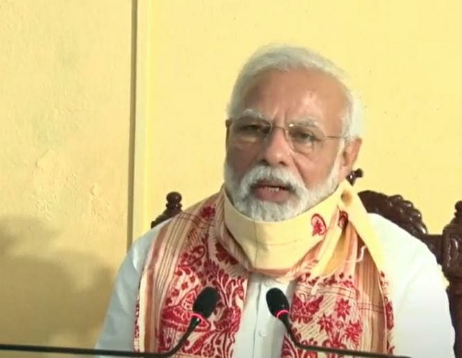 وزیر اعظم مودی نے طوفان سے متاثر بنگال کے لیے ایک ہزار کروڑ روپے کی عبوری امداد کا اعلان کیا