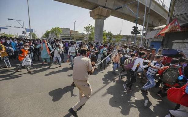 لاک ڈاؤن: احمد آباد میں مہاجر مزدوروں اور پولیس کے مابین تصادم