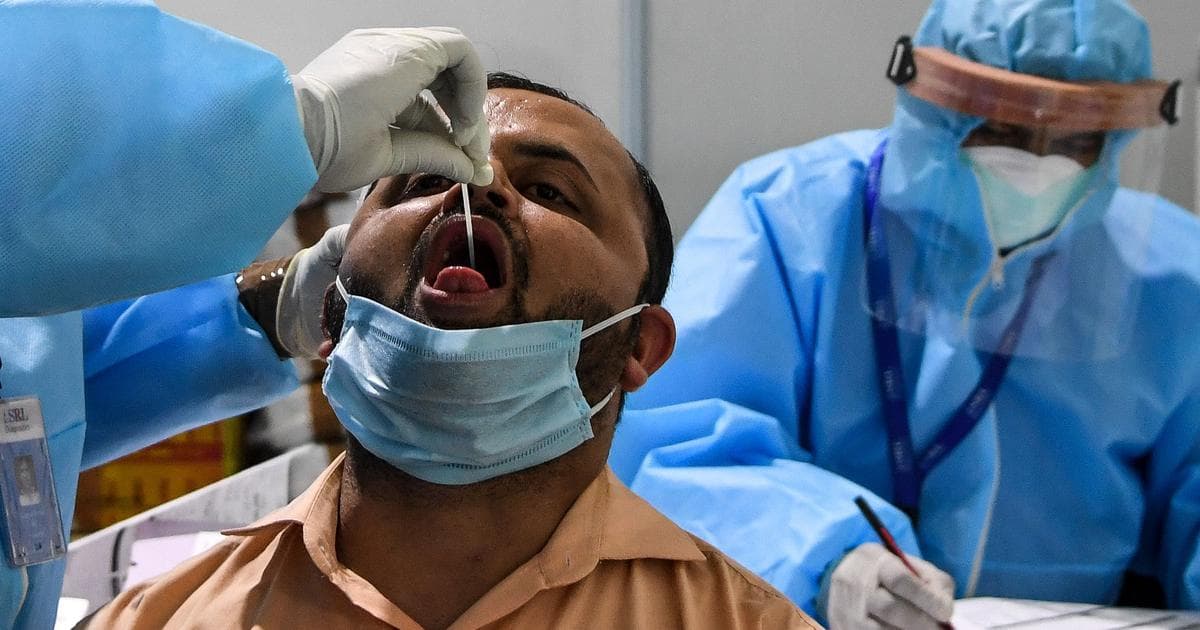 مختصر مختصر: کورونا وائرس کے معاملات کی تعداد 18 لاکھ کے پار، اُما بھارتی انفیکشن کے خطرے کے مدِ نظر رام مندر کی سنگِ بنیاد کی تقریب میں شریک نہیں ہوں گی، دیگر اہم خبریں