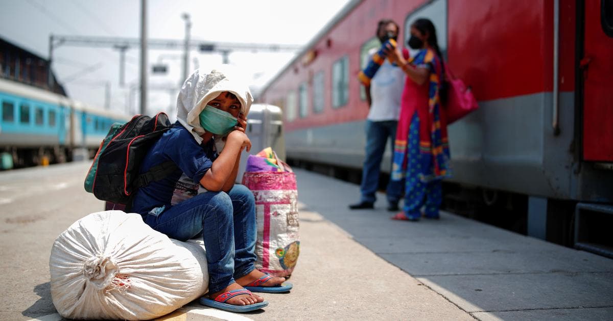 کورونا وائرس: وزارتِ ریلوے 12 ستمبر سے 80 نئی خصوصی ٹرینیں چلائے گی