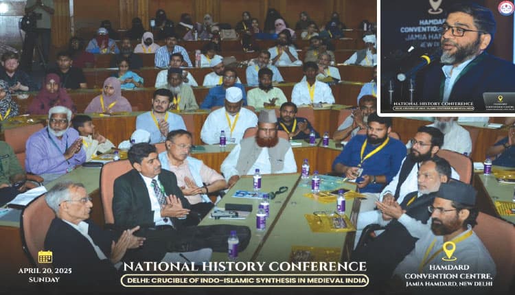 مسلمان ہندوستان میں حملہ آور نہیں بلکہ اس ملک کے وارث ہیں :سید سعادت اللہ حسینی